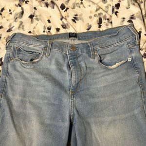 gap light wash blue jeans